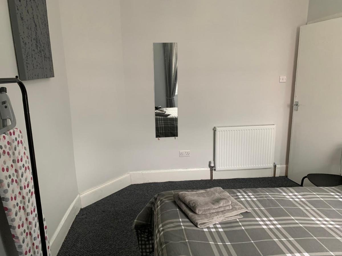 Nelson St Alva Apartment Largs Bagian luar foto
